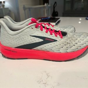 Brooks Hyperion Tempo